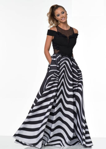 Lore - Mono chrome gown